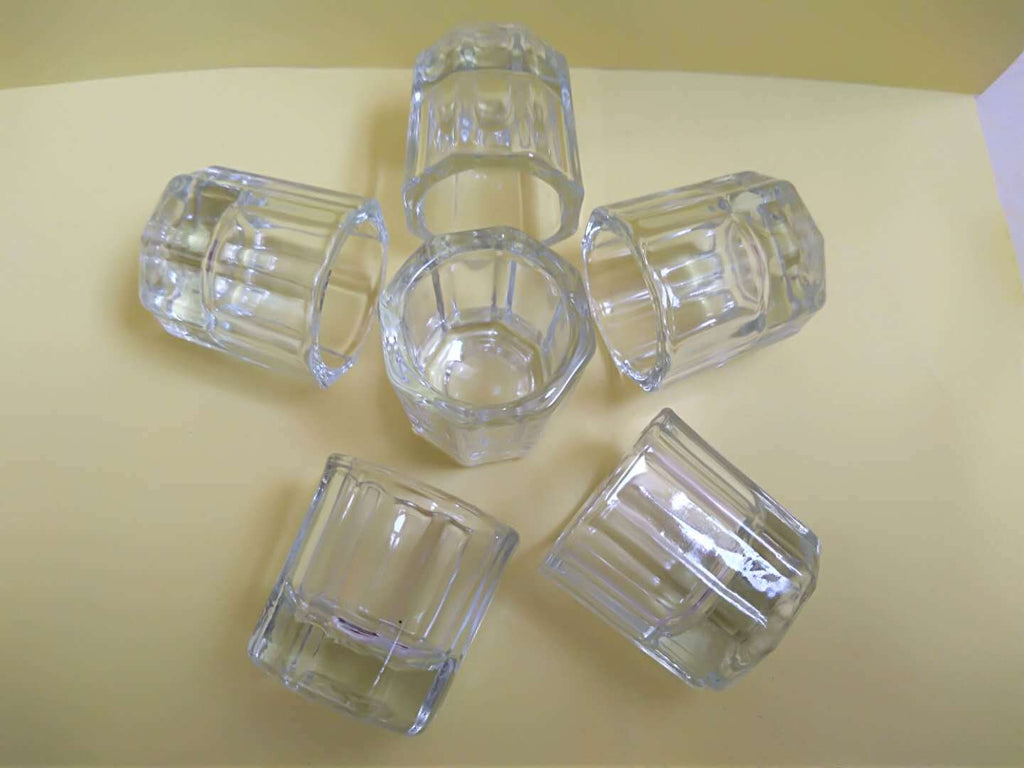 Small octagonal cup Glass manicure cup