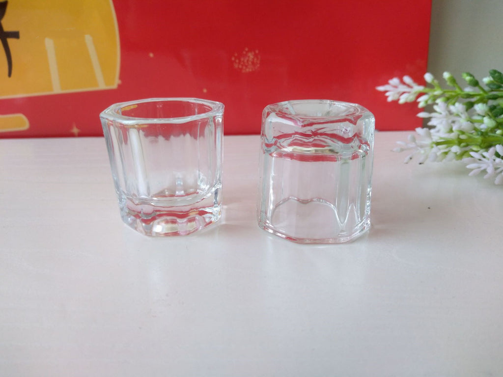 Small octagonal cup Glass manicure cup